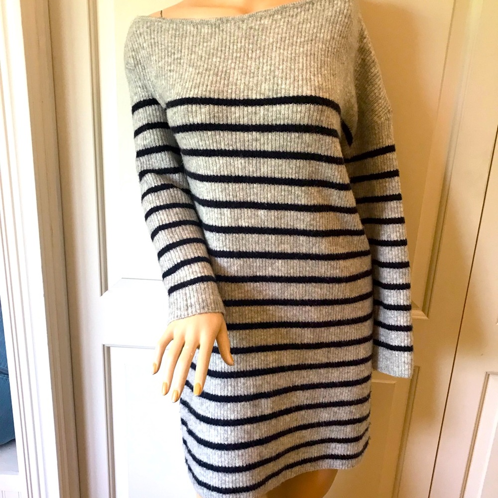 Stripey Sweater Dress off the shoulder Asos 4
